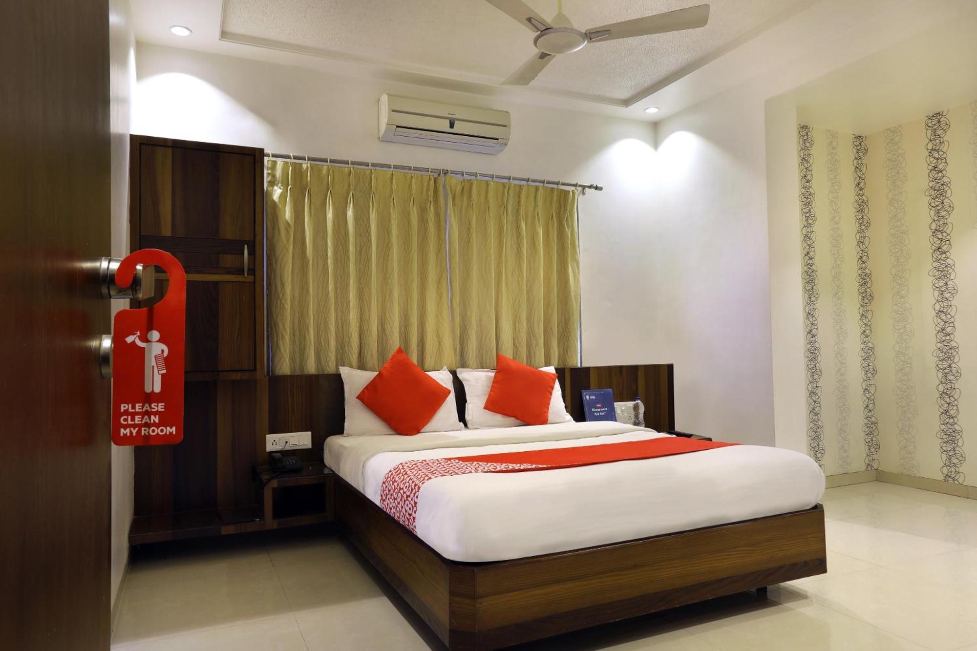 Collection O Satyan Inn Shirdi Buitenkant foto