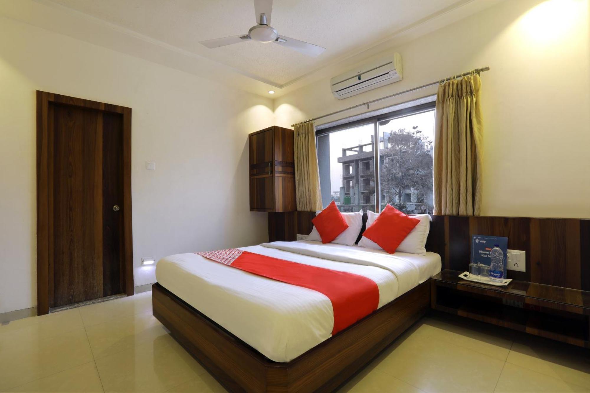 Collection O Satyan Inn Shirdi Buitenkant foto