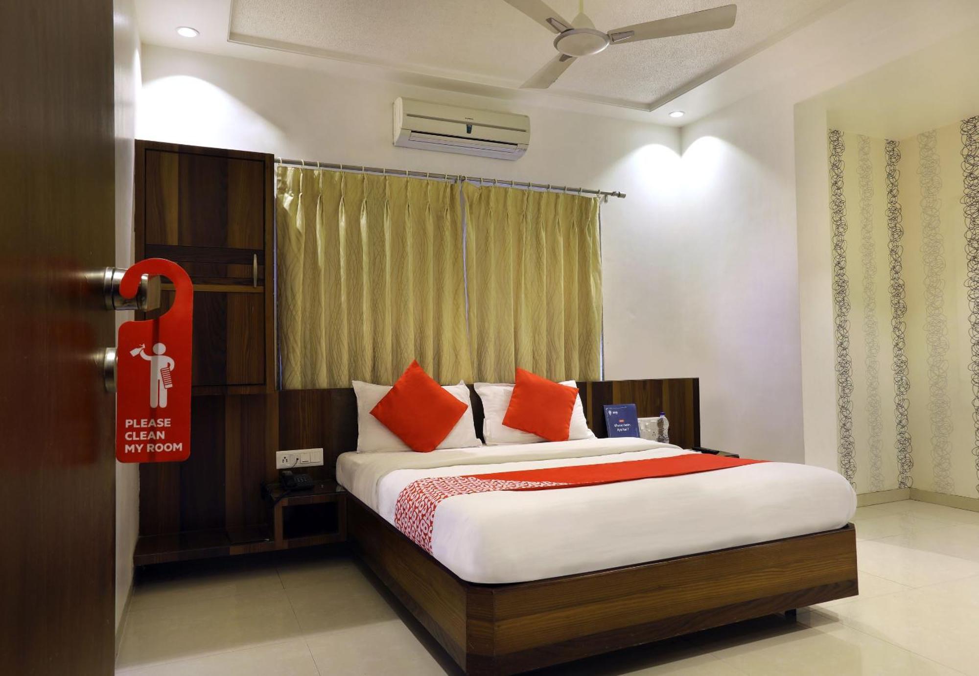 Collection O Satyan Inn Shirdi Buitenkant foto